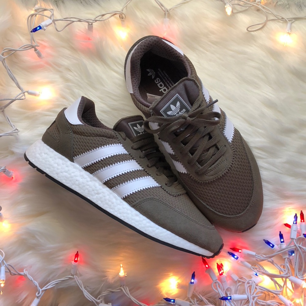 Adidas Sneakers Size 10, NEW